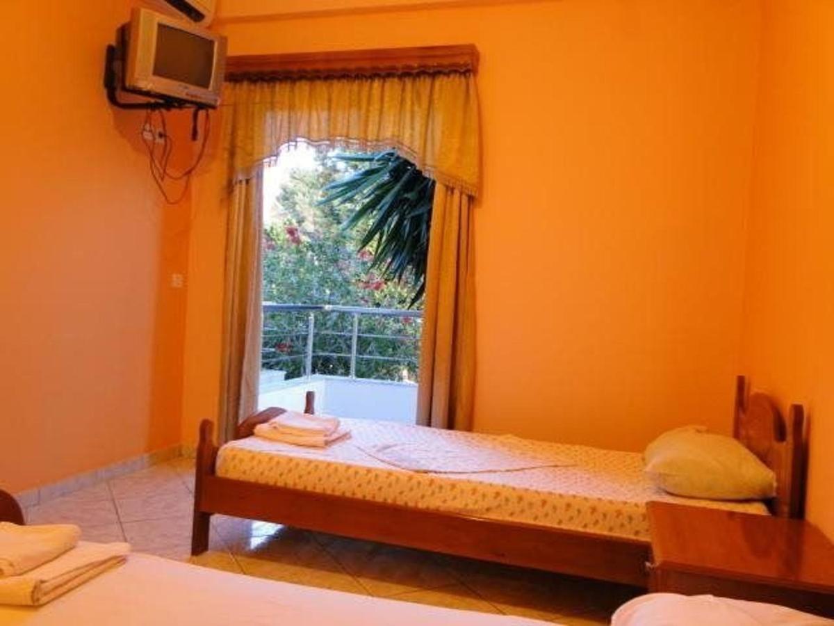 Perla Hotel Saranda Exterior foto